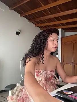 Snapshot of GabriSaenz chatting on May 11, 2026, 1:01 pm GabriSaenz online show from May 11, 2026, 1:01 pm