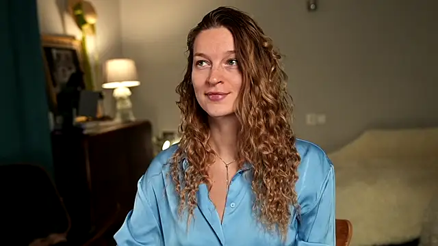 Snapshot of Special___ chatting on March 5, 2025, 3:18 pm Special    online show from March 5, 2025, 3:18 pm