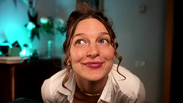 Snapshot of Special___ chatting on December 2, 2024, 7:00 pm Special    online show from December 2, 2024, 7:00 pm