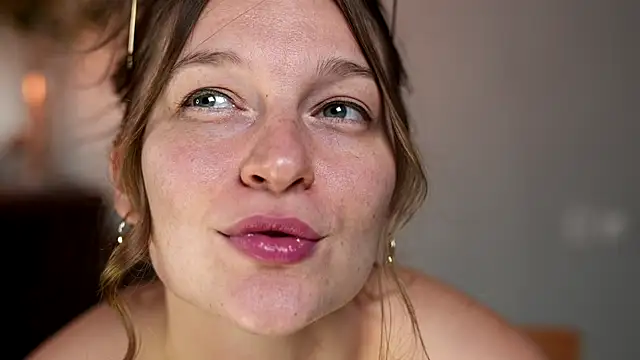 Snapshot of Special___ chatting on December 1, 2024, 7:41 pm Special    online show from December 1, 2024, 7:41 pm