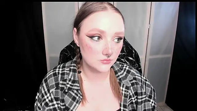 Snapshot of YourDyingBride chatting on February 4, 2026, 4:40 am YourDyingBride online show from February 4, 2026, 4:40 am