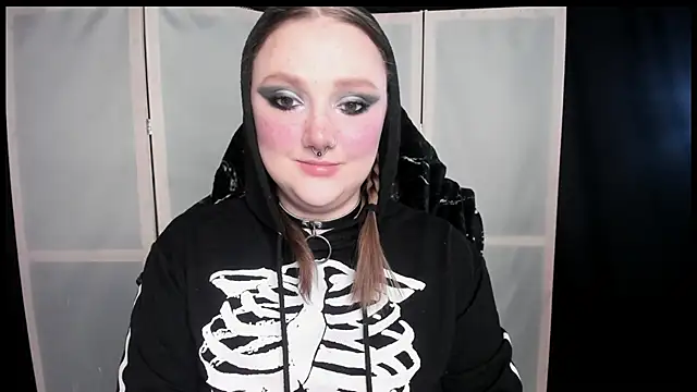 Snapshot of YourDyingBride chatting on February 18, 2026, 11:34 pm YourDyingBride online show from February 18, 2026, 11:34 pm