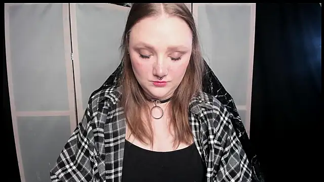 Snapshot of YourDyingBride chatting on March 4, 2026, 12:40 am YourDyingBride online show from March 4, 2026, 12:40 am