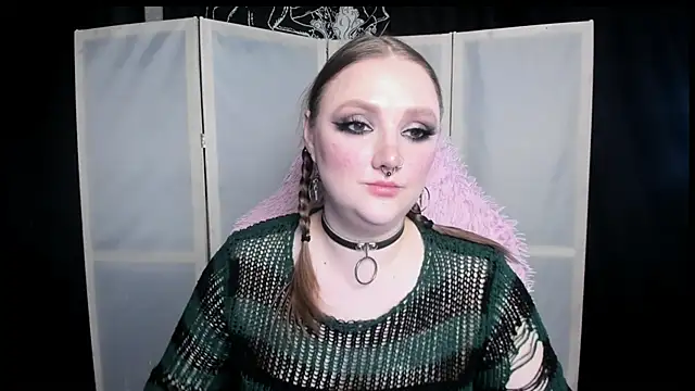 Snapshot of YourDyingBride chatting on March 16, 2026, 5:44 am YourDyingBride online show from March 16, 2026, 5:44 am