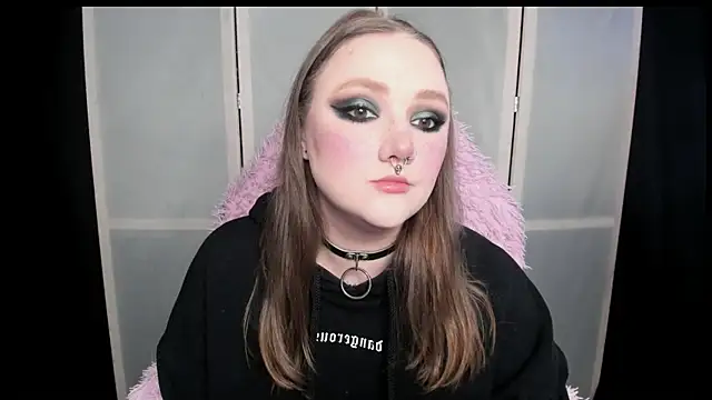 Snapshot of YourDyingBride chatting on April 29, 2026, 1:10 am YourDyingBride online show from April 29, 2026, 1:10 am