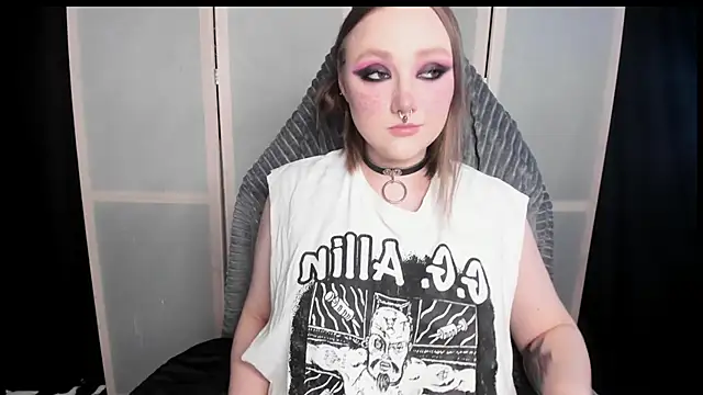 Snapshot of YourDyingBride chatting on April 8, 2026, 9:16 pm YourDyingBride online show from April 8, 2026, 9:16 pm