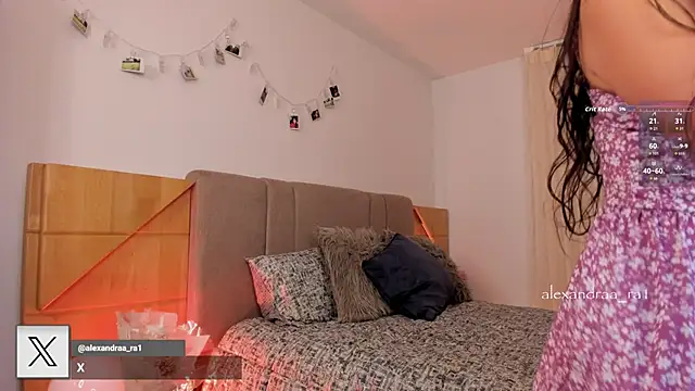 Snapshot of Alexandra_ra chatting on November 2, 2025, 2:16 am Alexandra ra online show from November 2, 2025, 2:16 am