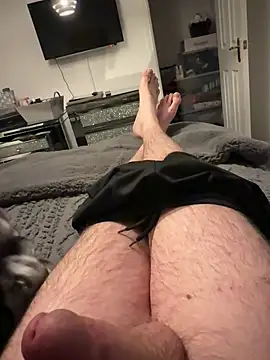 Snapshot of Furdale chatting on November 11, 2025, 5:52 pm Furdale online show from November 11, 2025, 5:52 pm