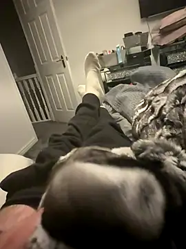 Snapshot of Furdale chatting on October 31, 2025, 6:59 pm Furdale online show from October 31, 2025, 6:59 pm