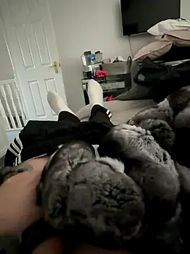 Snapshot of Furdale chatting on November 7, 2025, 2:21 pm Furdale online show from November 7, 2025, 2:21 pm