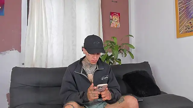 Aron ford online show from October 3, 2025, 1:12 pm