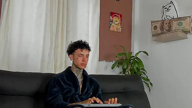 Aron ford online show from October 23, 2025, 12:04 pm