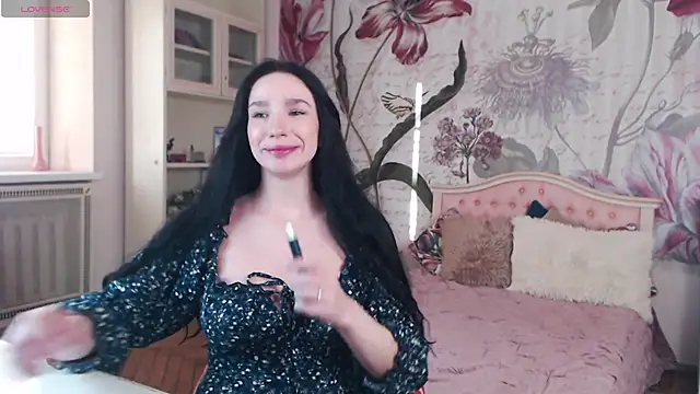 Snapshot of AliciaBow chatting on October 24, 2025, 1:10 pm AliciaBow online show from October 24, 2025, 1:10 pm