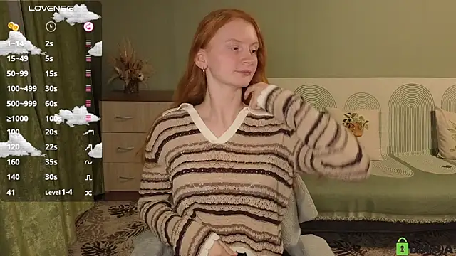 astoria ross  online show from November 25, 2025, 3:01 pm