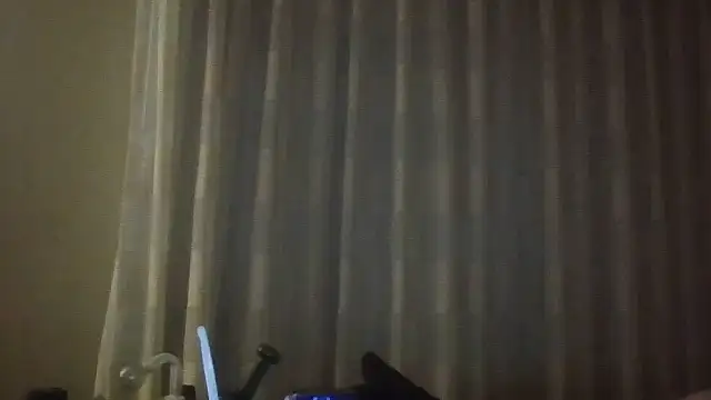 Snapshot of MigeLazzo chatting on October 8, 2025, 2:18 pm MigeLazzo online show from October 8, 2025, 2:18 pm