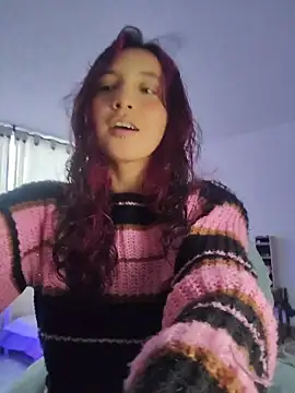  Laary online show from April 15, 2026, 8:53 pm