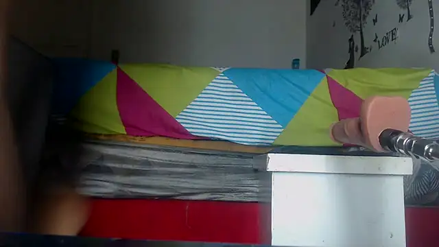 Snapshot of Devill_x chatting on November 14, 2025, 1:37 pm Devill x online show from November 14, 2025, 1:37 pm