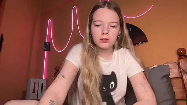 Snapshot of -veranito- chatting on December 14, 2025, 3:02 am -veranito- online show from December 14, 2025, 3:02 am