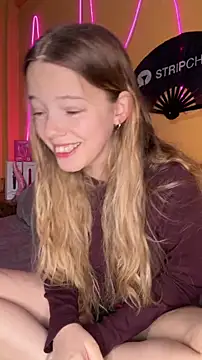 -veranito- online show from April 9, 2026, 3:08 am