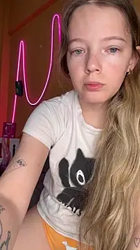 -veranito- online show from April 5, 2026, 3:02 am