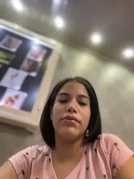 Snapshot of _Eurekaa_ chatting on October 7, 2025, 2:56 am  Eurekaa  online show from October 7, 2025, 2:56 am