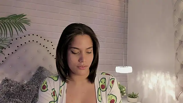 Snapshot of _Eurekaa_ chatting on March 11, 2025, 9:04 pm  Eurekaa  online show from March 11, 2025, 9:04 pm
