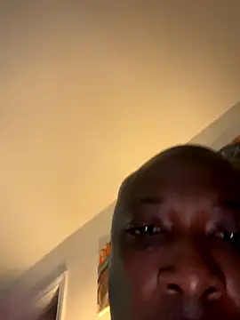 Snapshot of KingB8r chatting on November 23, 2025, 6:56 am KingB8r online show from November 23, 2025, 6:56 am