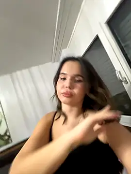 Snapshot of TheCinderella chatting on November 30, 2025, 4:08 pm TheCinderella online show from November 30, 2025, 4:08 pm