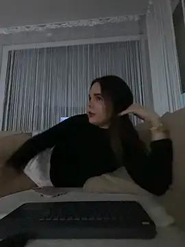 TheCinderella online show from March 22, 2026, 6:09 pm