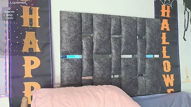 Snapshot of Natasharuso chatting on November 1, 2025, 2:44 pm Natasharuso online show from November 1, 2025, 2:44 pm