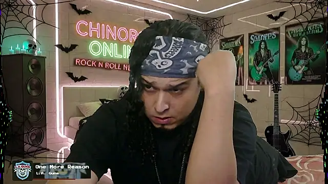 chino roz online show from November 2, 2025, 7:13 am