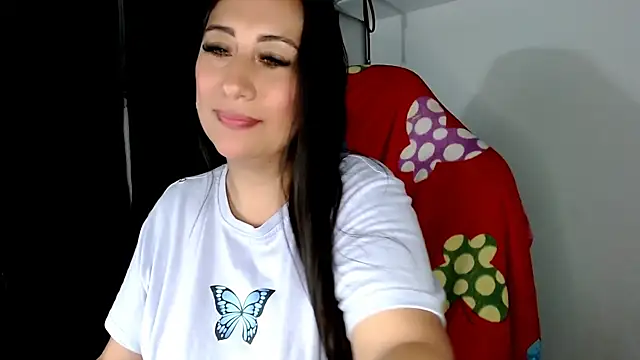 carolinalovee  online show from January 16, 2025, 5:11 am