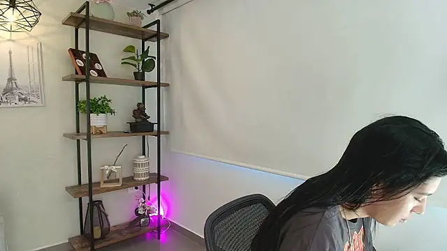 Sassy--Girl online show from March 16, 2026, 6:21 pm