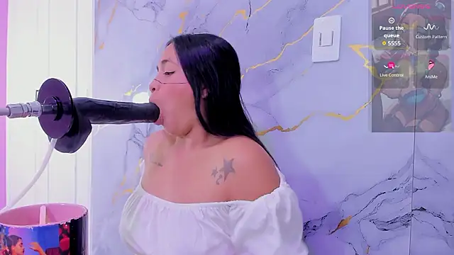 Snapshot of susan__bigass chatting on February 3, 2026, 11:37 am susan bigass online show from February 3, 2026, 11:37 am