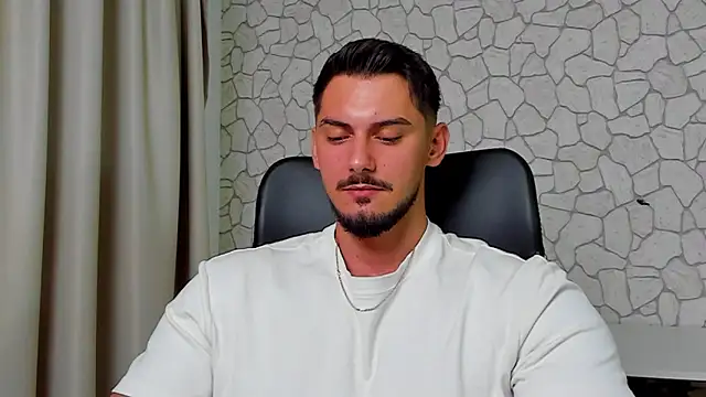 Snapshot of ClintMasters chatting on September 13, 2025, 4:45 am ClintMasters online show from September 13, 2025, 4:45 am