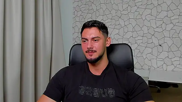 Snapshot of ClintMasters chatting on November 15, 2025, 6:39 am ClintMasters online show from November 15, 2025, 6:39 am