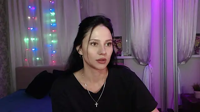 Snapshot of Zlata888 chatting on September 18, 2025, 9:40 pm Zlata888 online show from September 18, 2025, 9:40 pm