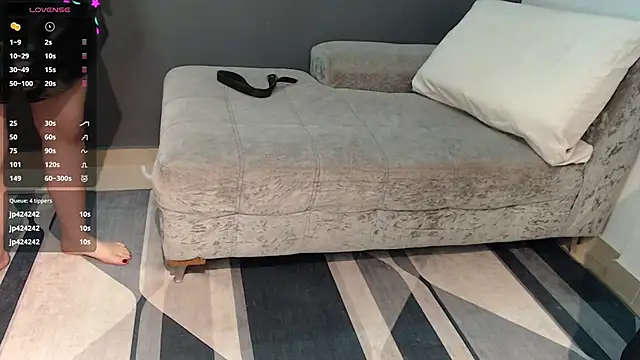 Funny room online show from March 9, 2025, 9:57 pm