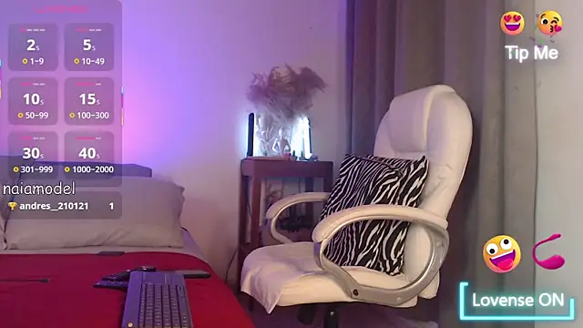 Snapshot of Naia_Ross_1 chatting on January 31, 2026, 8:51 pm Naia Ross 1 online show from January 31, 2026, 8:51 pm