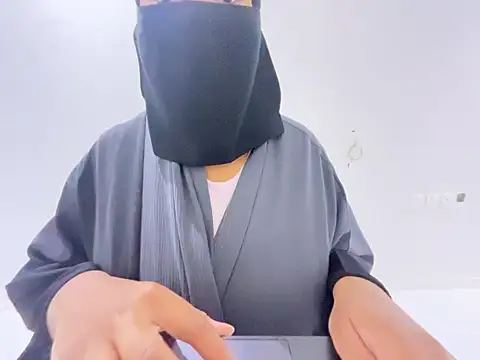 Snapshot of Submissive_Arab chatting on February 12, 2025, 5:05 pm Submissive Arab online show from February 12, 2025, 5:05 pm