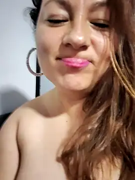 Snapshot of sakotodika chatting on April 9, 2026, 6:19 am sakotodika online show from April 9, 2026, 6:19 am