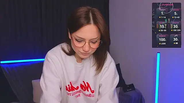 Snapshot of Eva_Doo chatting on January 31, 2025, 1:43 am Eva Doo online show from January 31, 2025, 1:43 am