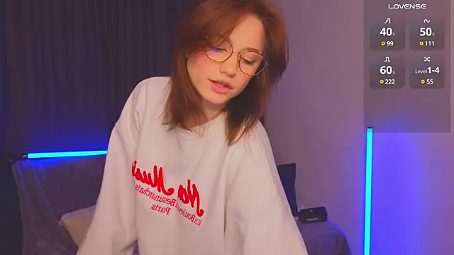 Snapshot of Eva_Doo chatting on January 27, 2025, 2:20 am Eva Doo online show from January 27, 2025, 2:20 am