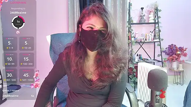 Snapshot of Naughty_nightz chatting on January 7, 2026, 11:43 pm Naughty nightz online show from January 7, 2026, 11:43 pm