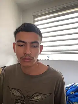 Snapshot of sorry-mom69 chatting on November 21, 2025, 3:11 pm sorry-mom69 online show from November 21, 2025, 3:11 pm