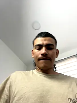 Snapshot of sorry-mom69 chatting on November 9, 2025, 1:04 pm sorry-mom69 online show from November 9, 2025, 1:04 pm