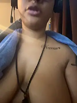 nickytheehawtie online show from February 25, 2026, 9:25 pm