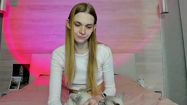 Snapshot of molly_hunt_ chatting on February 2, 2026, 5:56 pm molly hunt online show from February 2, 2026, 5:56 pm