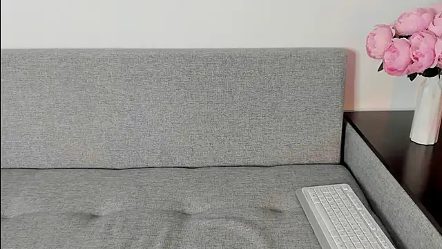 Snapshot of miss_emily_ chatting on October 18, 2025, 11:07 pm miss emily online show from October 18, 2025, 11:07 pm