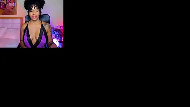 AitanaBrown  online show from April 16, 2026, 9:26 pm